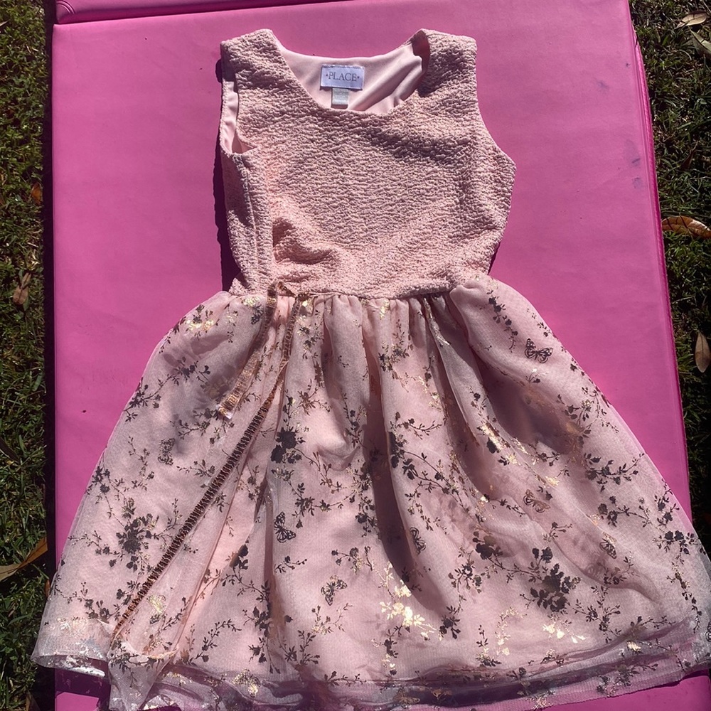 Girls dress